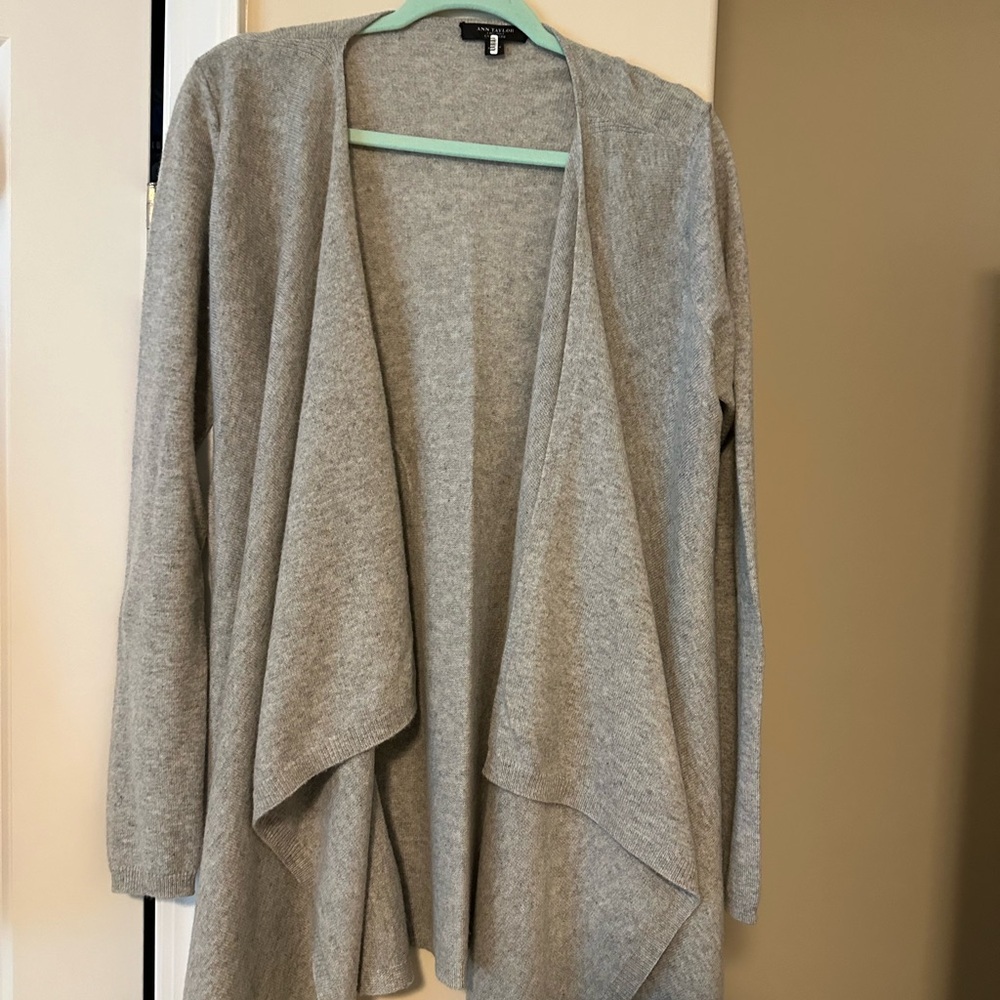 Ann Taylor 100% Cashmere Sweater Waterfall style SZ large